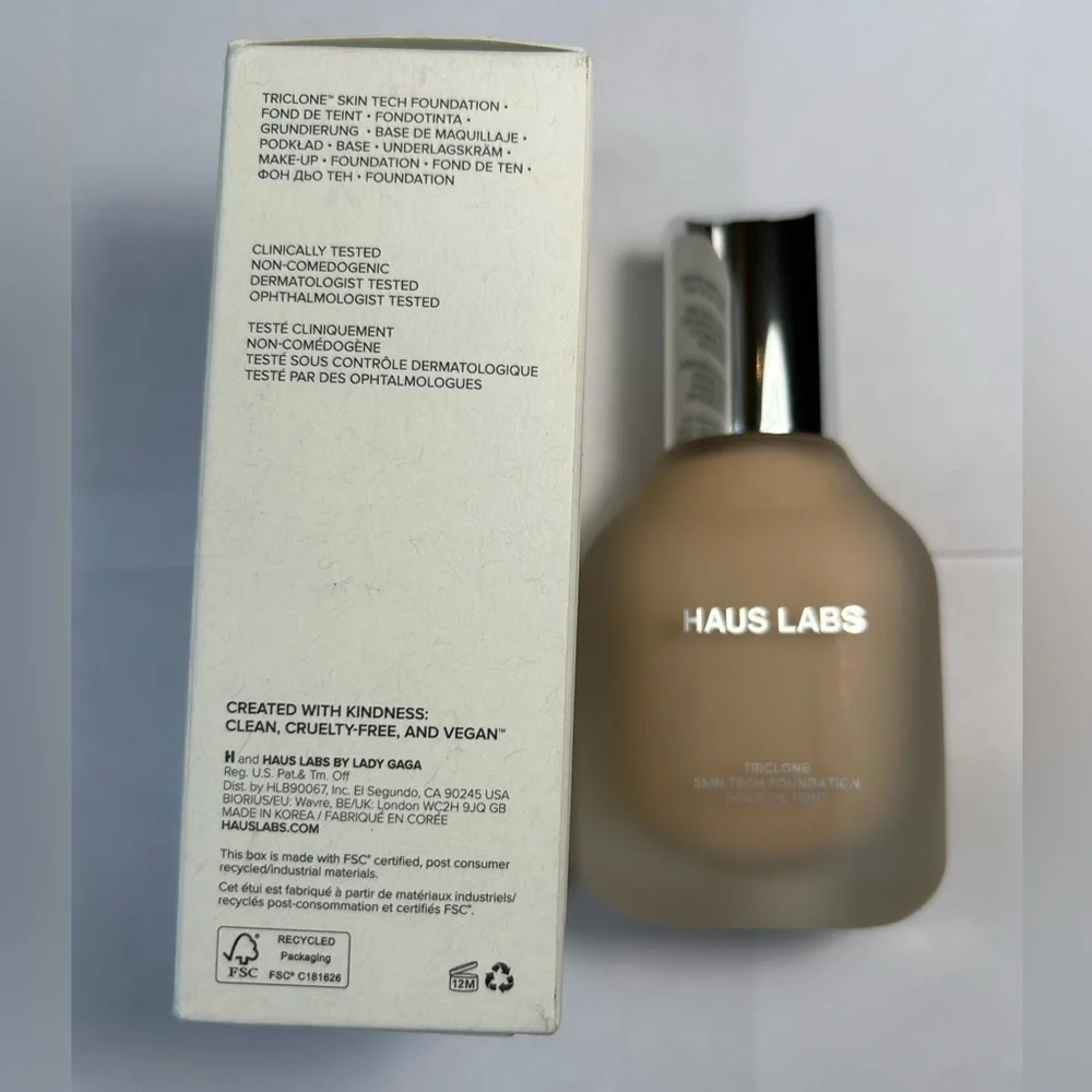 NWT🌷#110 - Haus Labs Triclone Skin Tech Medium Coverage Foundation